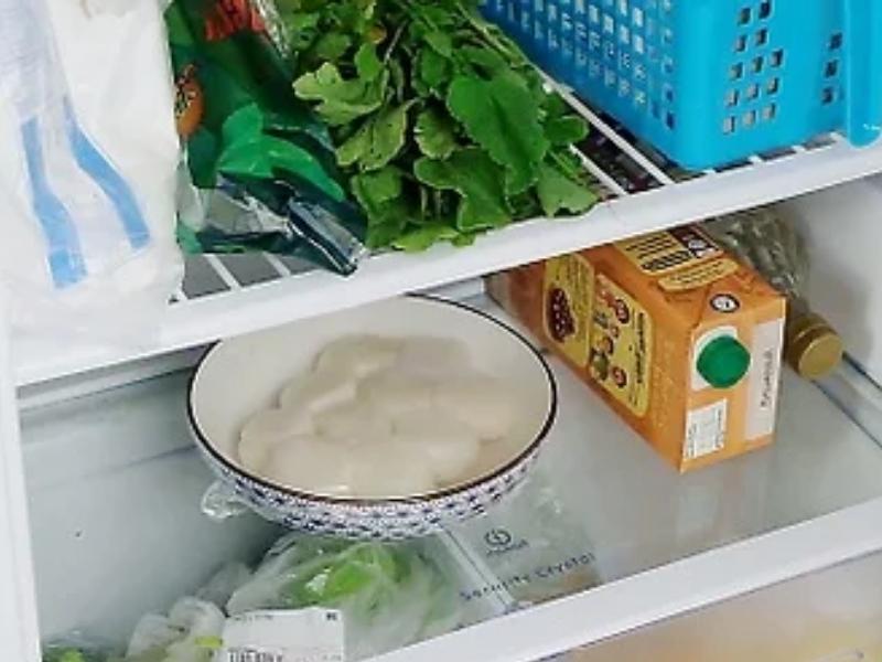 Décongeler les pétoncles au réfrigérateur