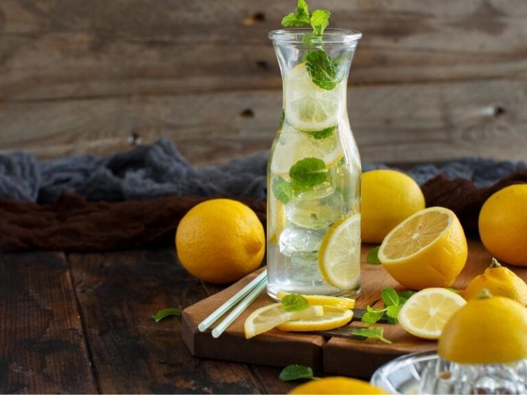 Lemon Juice vs Lemon – What’s the Difference?