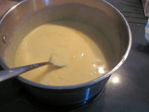 Pouvez-vous utiliser de la farine auto-levante pour la sauce au fromage
