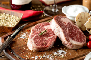 3 façons de cuisiner un steak pour un dîner familial classique
